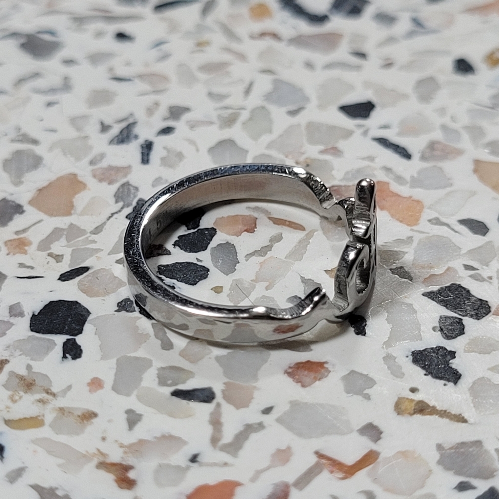 Cursive Ctr Little Ring. - image 3